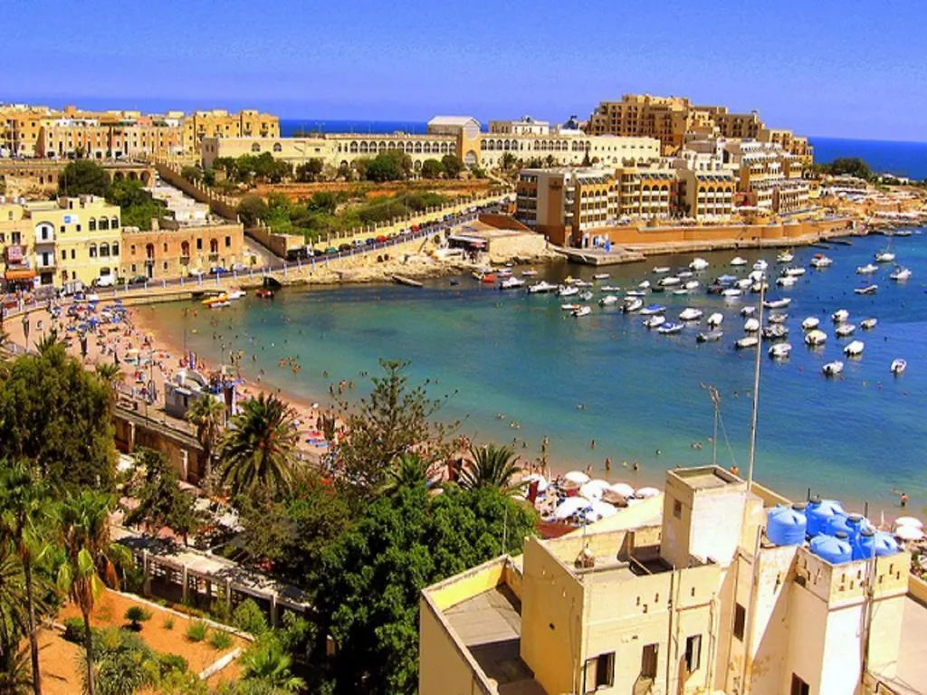 Trendy 3 Bedroom Apartment In Sliema Center
