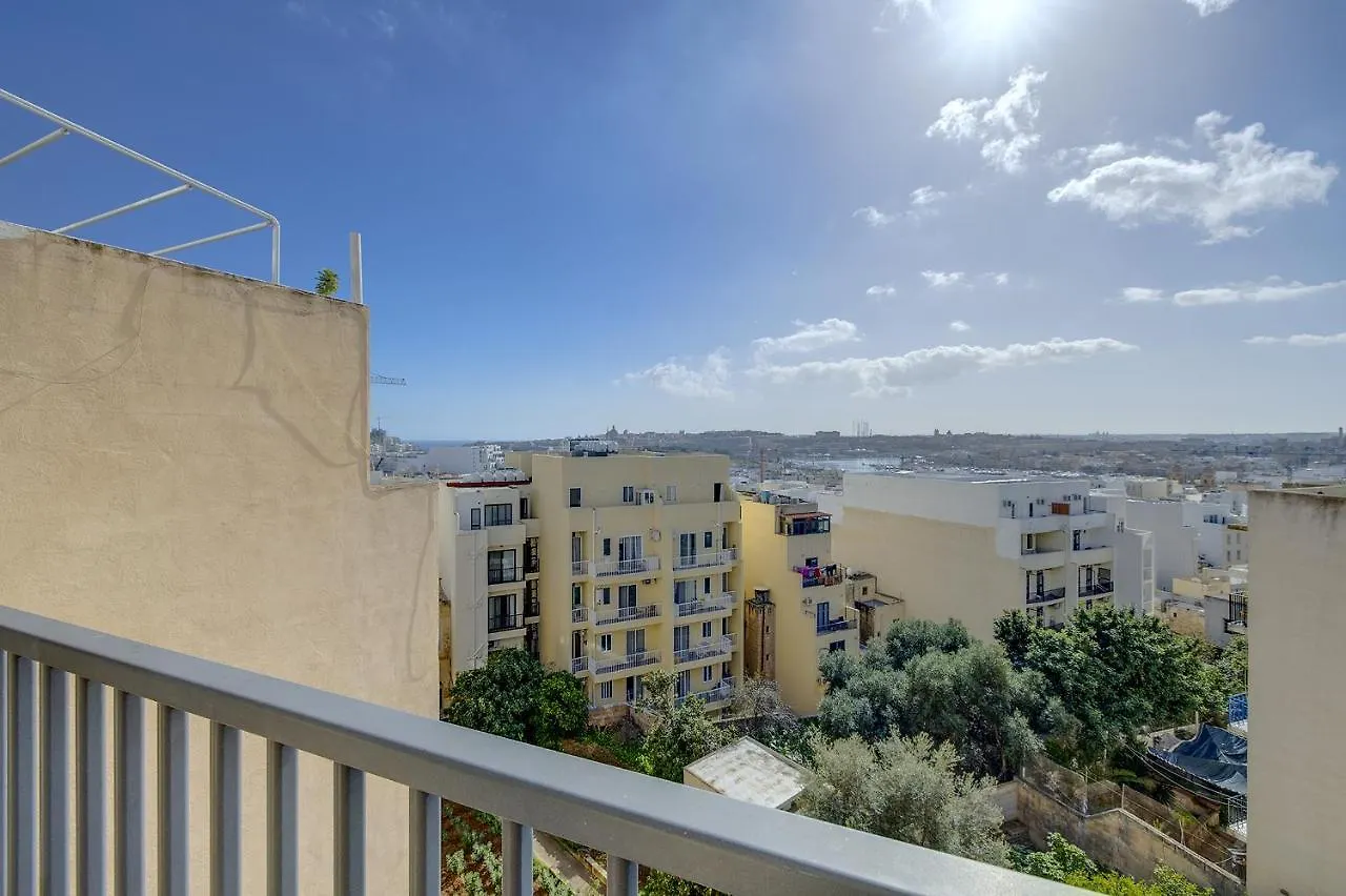 Trendy 3 Bedroom Apartment In Sliema Center 0*,  Malta
