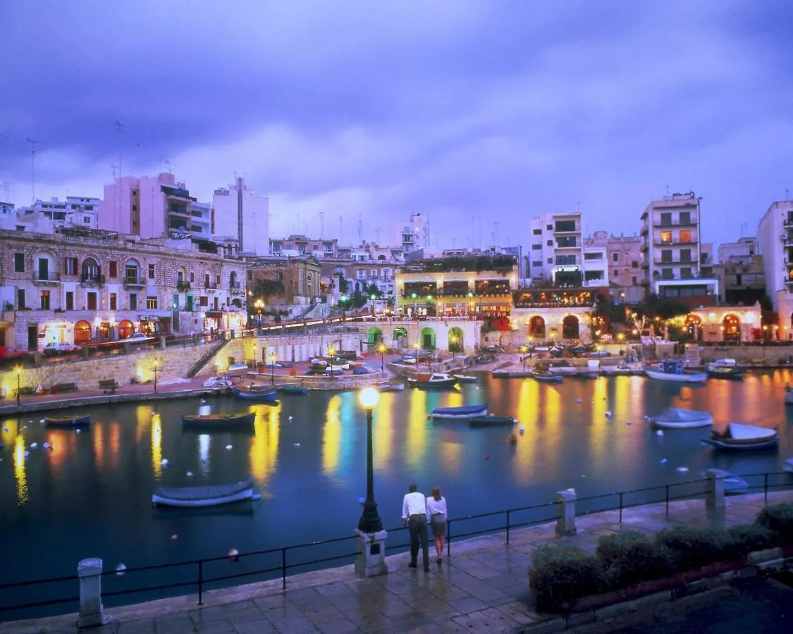Trendy 3 Bedroom Apartment In Sliema Center